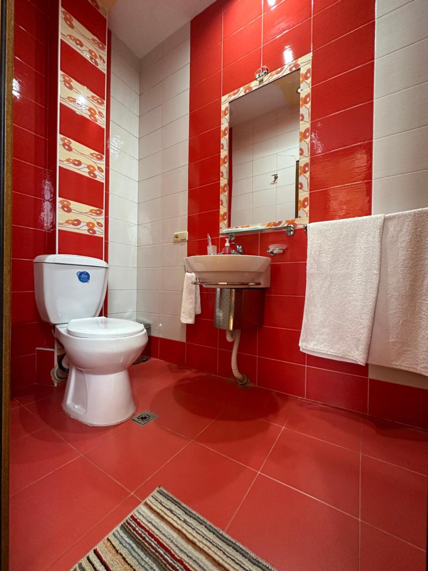 Royal Plus Hotel Jerevan Exteriör bild